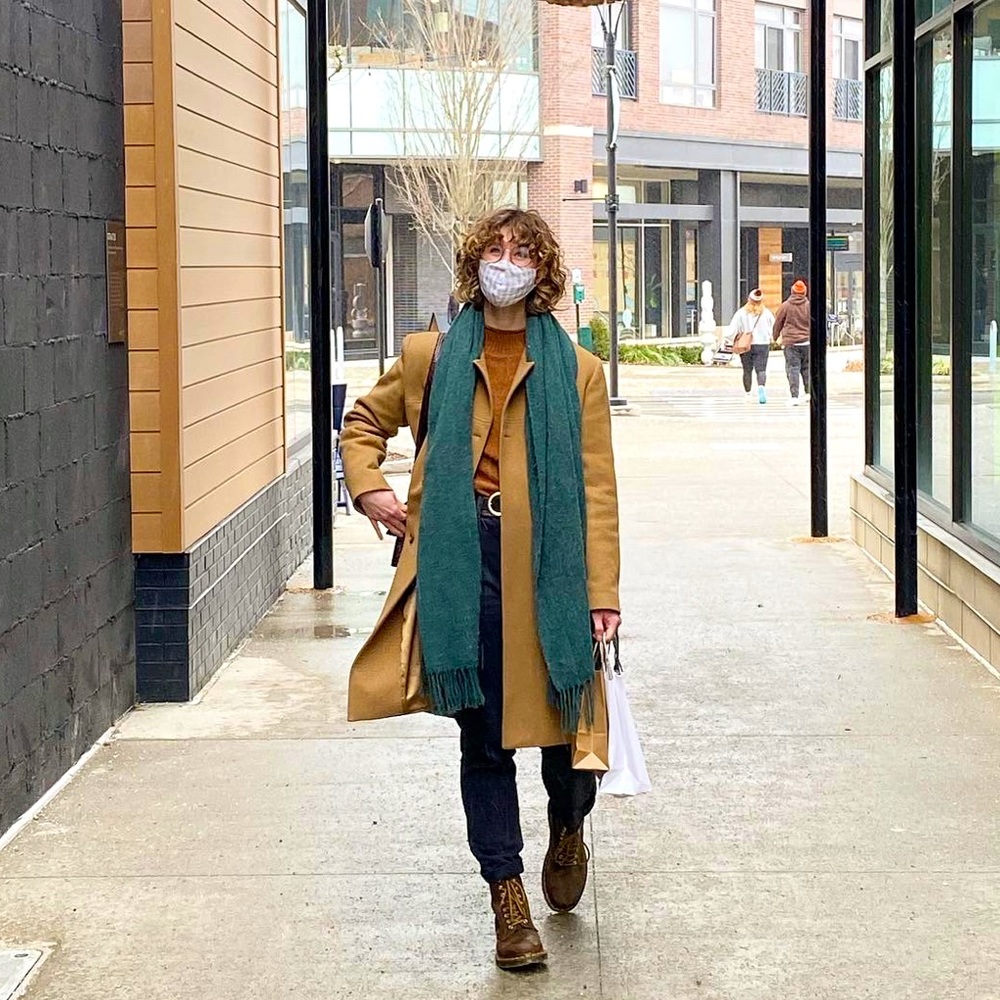 Meet your Posher, Megan